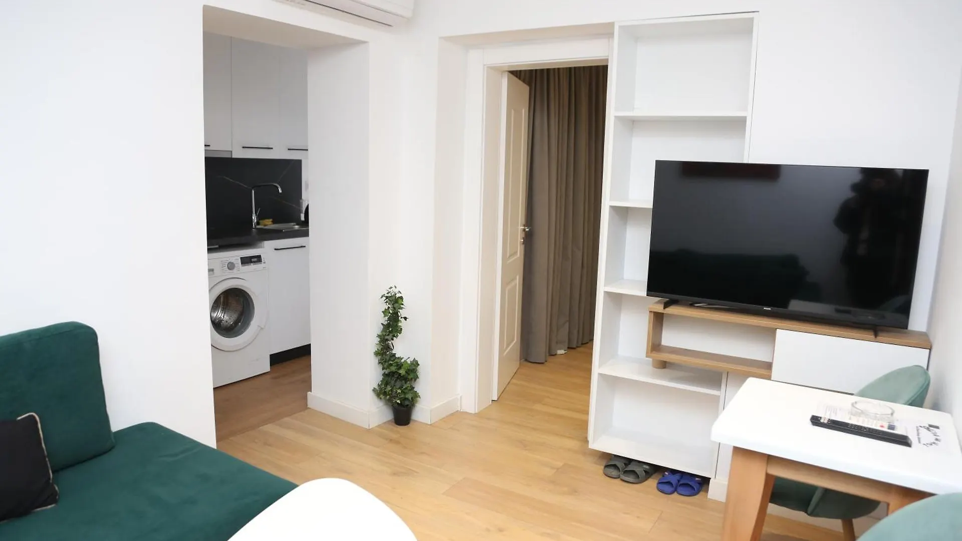 Orchide Apartaments Mine Peza Tirana