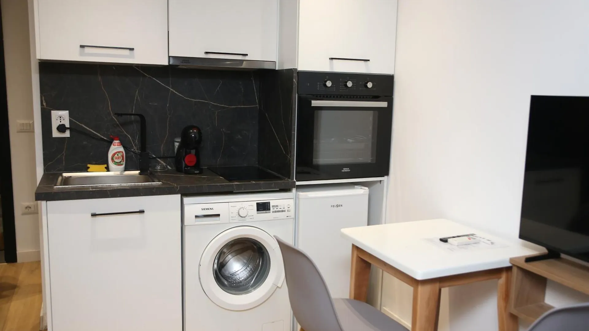 Orchide Apartaments Mine Peza Tirana Albânia