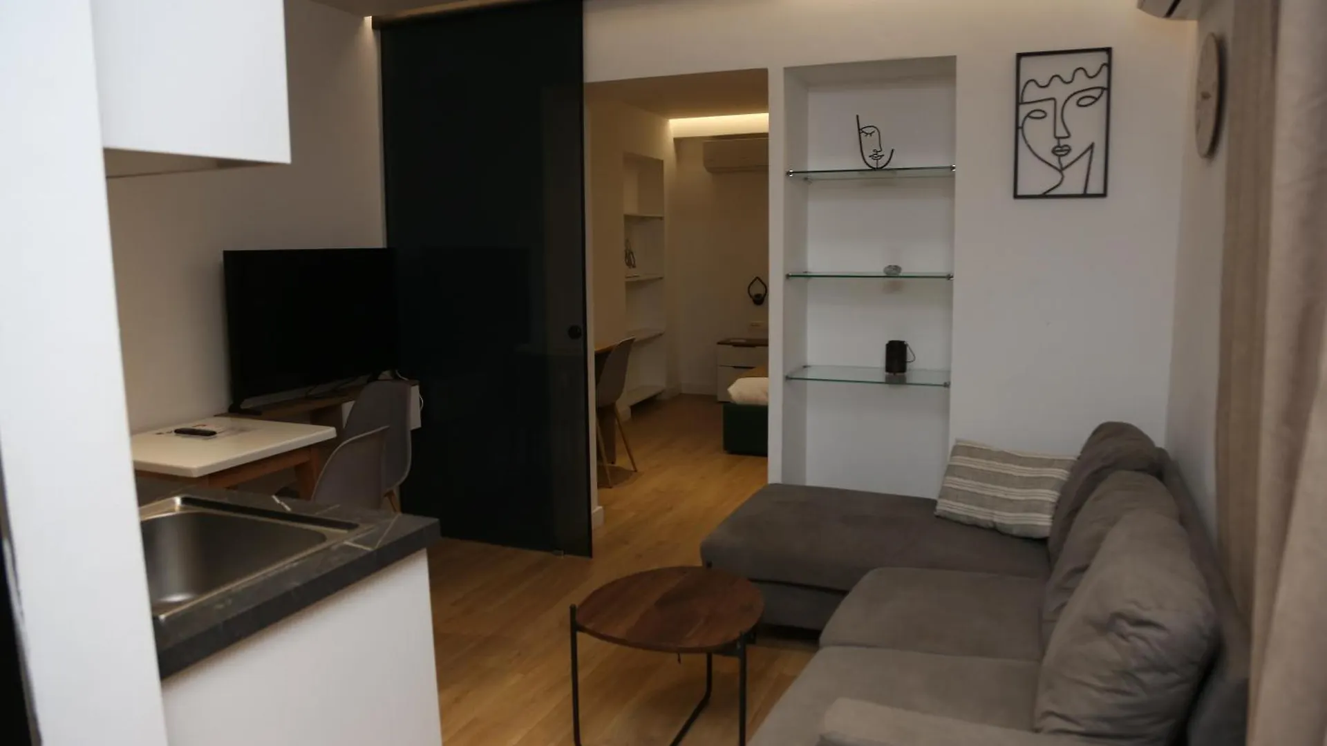 Orchide Apartaments Mine Peza Tirana