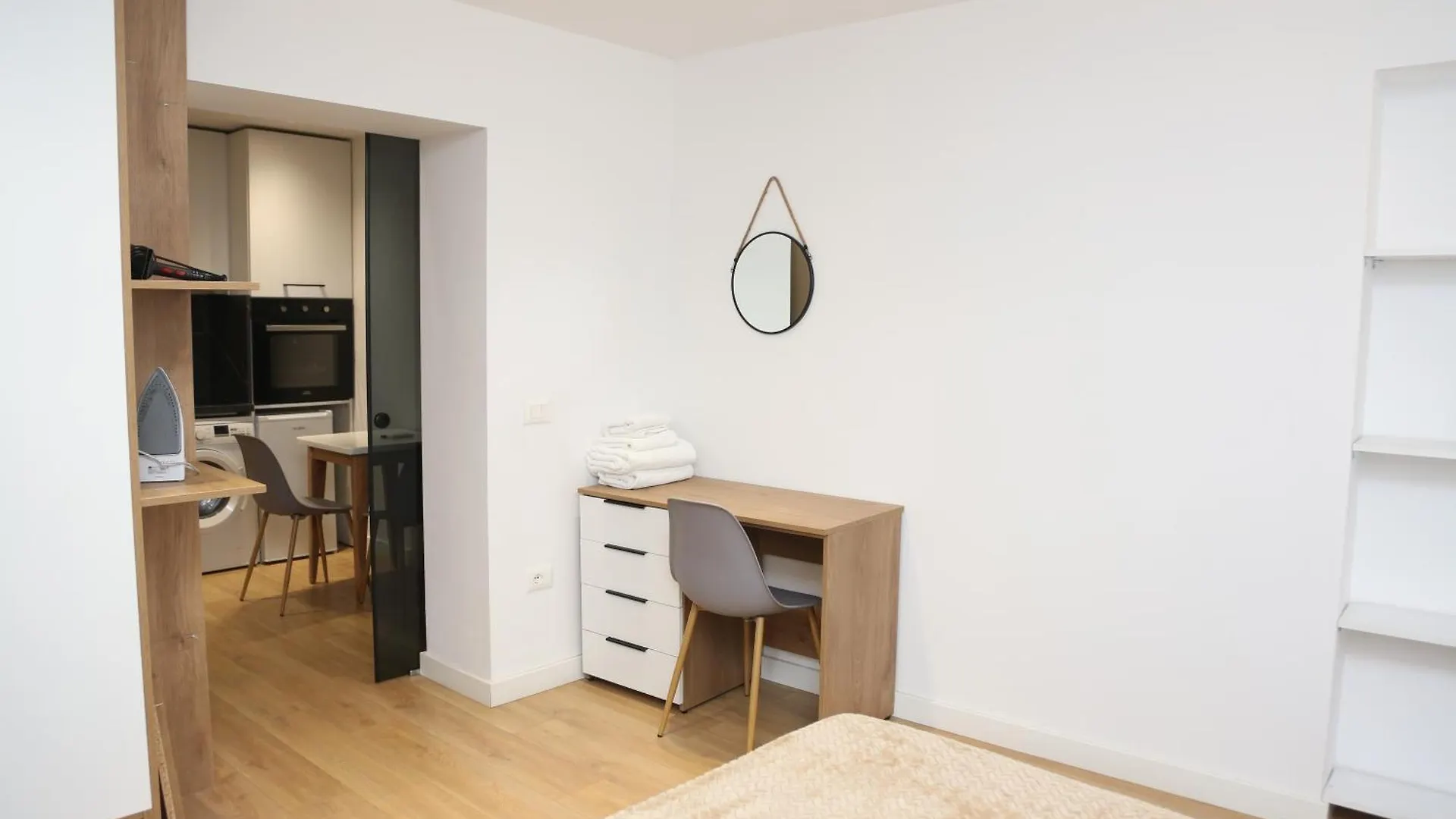Orchide Apartaments Mine Peza Tirana 0*,