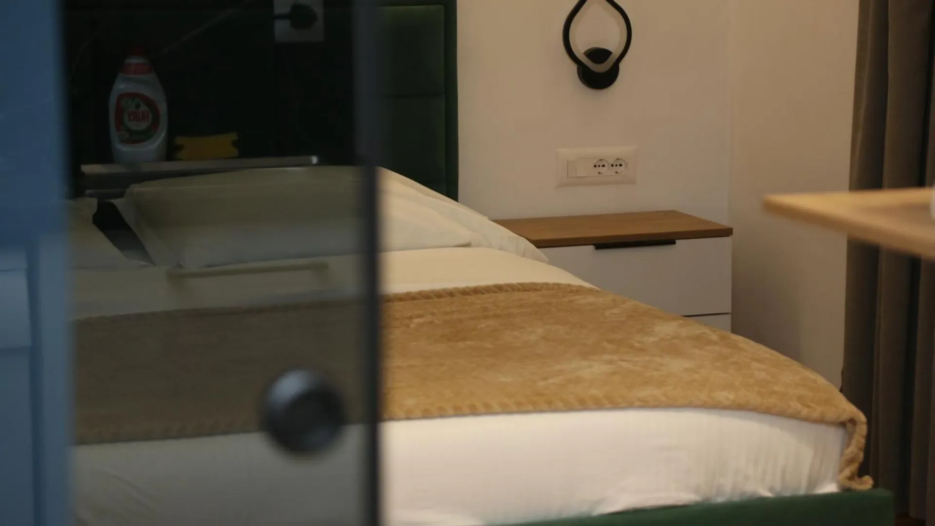 Orchide Apartaments Mine Peza Tirana