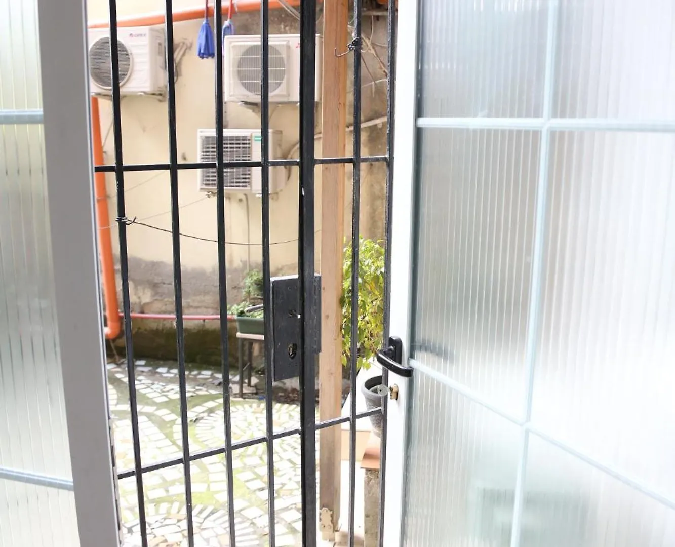 Apartamento Orchide Apartaments Mine Peza Tirana Albânia